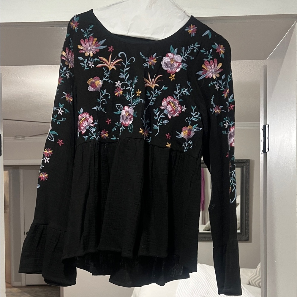 Floral Embroidered Black Top